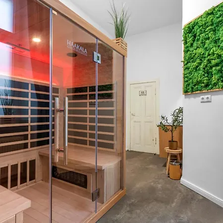 Apartment Goerlitzer Park - Sauna, Zentral, 100Qm *