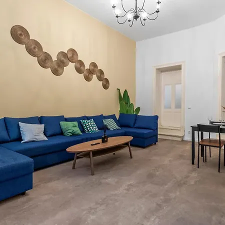 Goerlitzer Park - Sauna, Zentral, 100qm شقة *