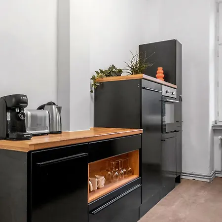 Goerlitzer Park - Sauna, Zentral, 100qm برلين