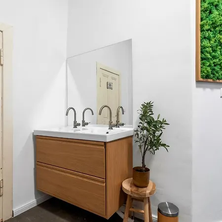 Goerlitzer Park - Sauna, Zentral, 100qm *