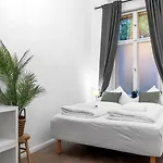 Goerlitzer Park - Sauna, Zentral, 100qm Apartman Berlin