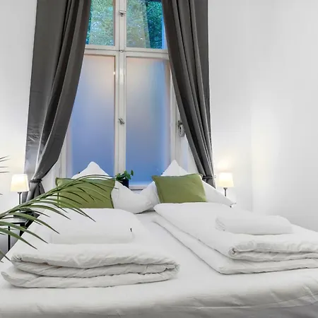 Staywell Kreuzberg Mit Sauna, Zentral, 100qm * Berlin