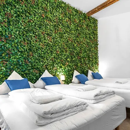 Staywell Kreuzberg Mit Sauna, Zentral, 100qm Apartment *