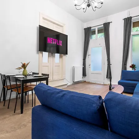 Goerlitzer Park - Sauna, Zentral, 100qm * Berlin